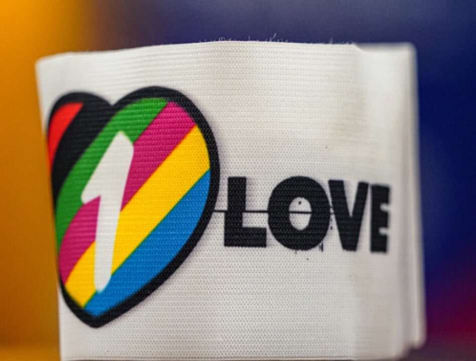 One Love aanvoerdersband