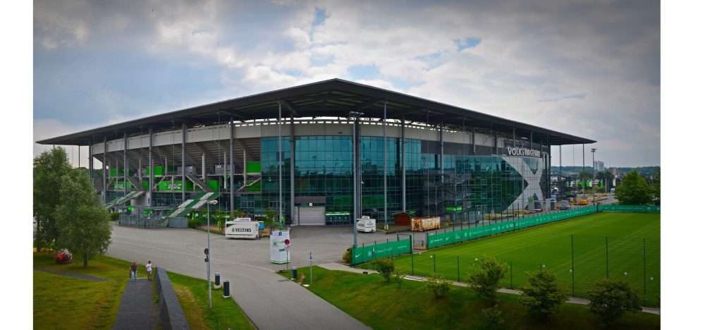 Afbeelding van het trainingsveld en de trainingslocatie bij stadion van Wolfsburg waar het Nederlands Elftal gaat trainen tijdens het EK 2024.